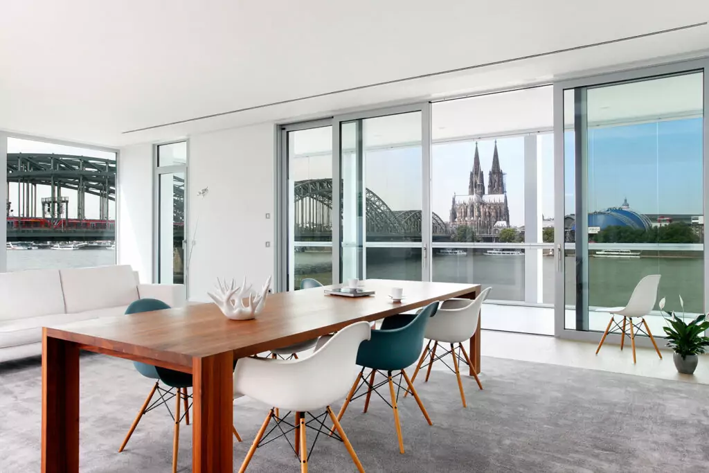 The View Cologne – Rheinpark Pavillon