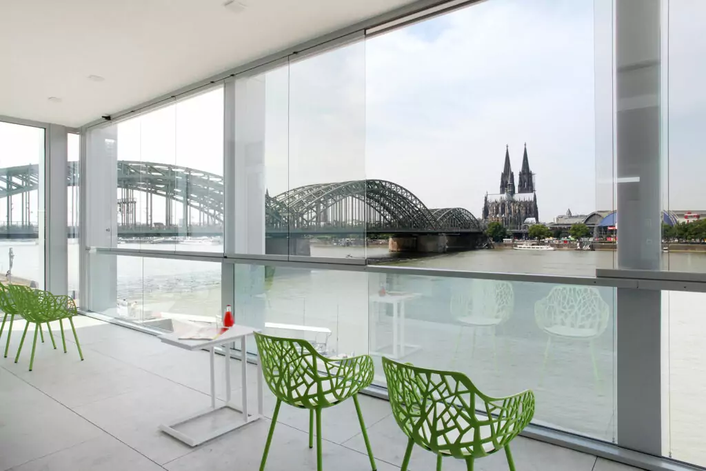 The View Cologne – Rheinpark Pavillon