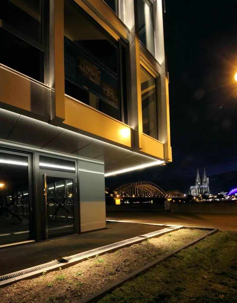 The View Cologne – Rheinpark Pavillon